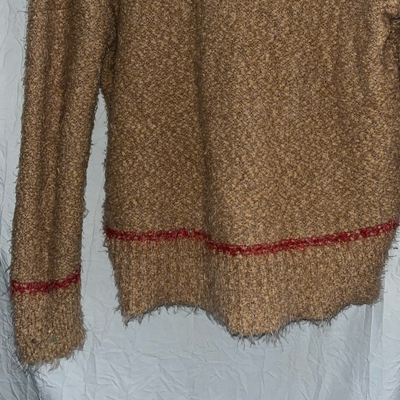 Splendid Fuzzy Crew Neck Pullover 🌵small - Picture 3 of 7